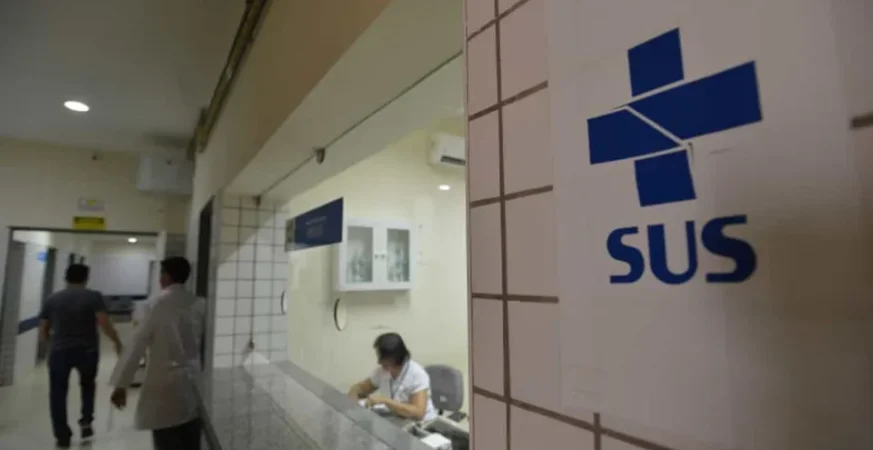 Maior força de trabalho do SUS, enfermagem vive explosão de cursos a distância