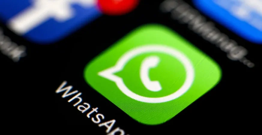 Ex-diretora do WhatsApp no Brasil lança ONG para combater as