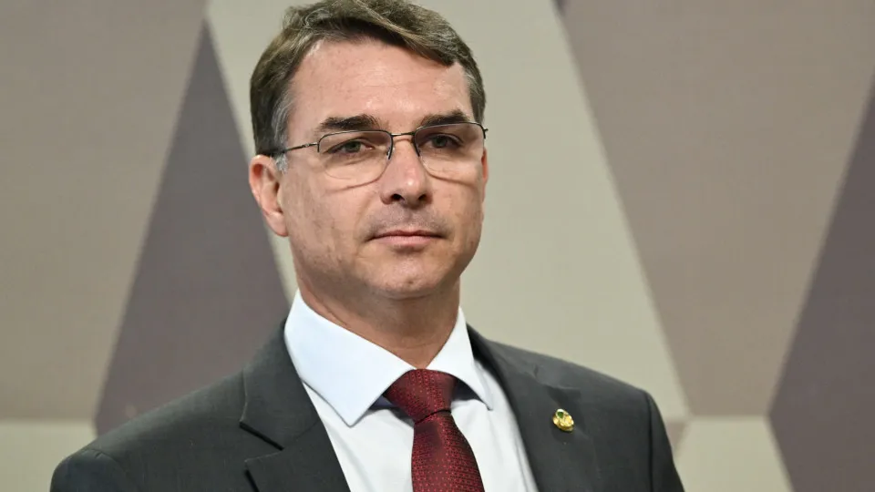 Publicitário amigo de Flávio Bolsonaro vai coordenar comunicação de campanha
