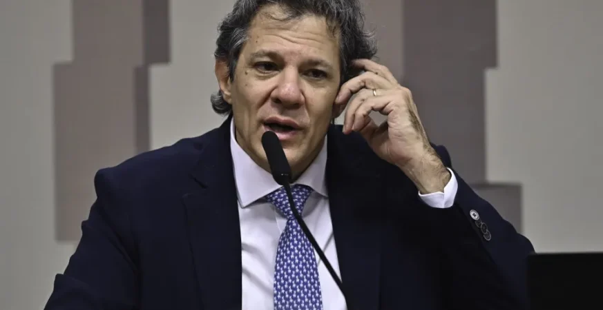 Haddad diz que resistiu a virar a chave para ser candidato e que Tarcísio mente