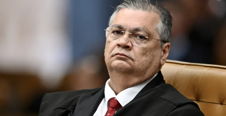 Dino alerta sobre penduricalhos