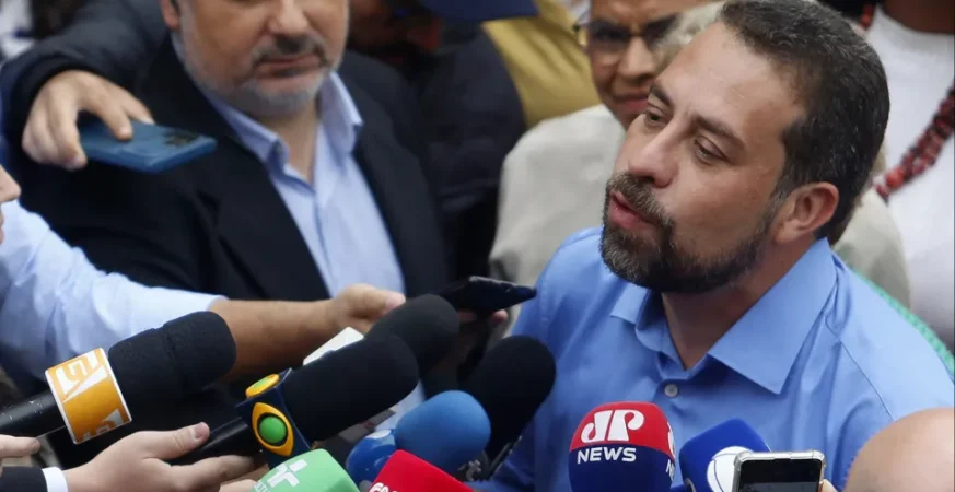 Boulos critica Zema: defesa de trabalho infantil é