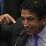 Magno Malta dá tapa na cara de técnica durante exame no DF: