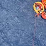 Onze pessoas resgatadas com vida após queda de avião no mar: