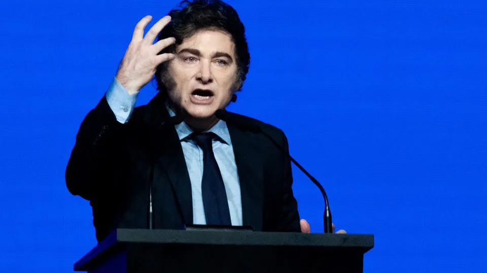 Corrupção, inflação e economia em queda desafiam Milei na Argentina