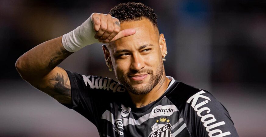 Ancelotti fala sobre convocação de Neymar: “Avaliar bem os prós e os contras”