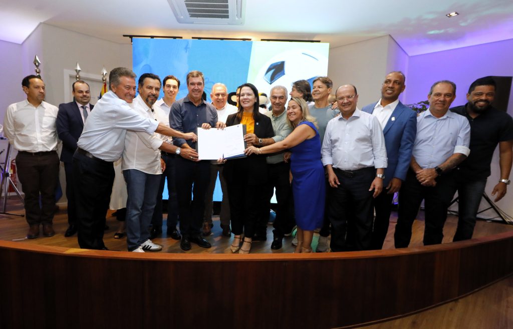 Com obras de recuperação do Morenão, Governo lança projeto para modernizar futebol de MS
