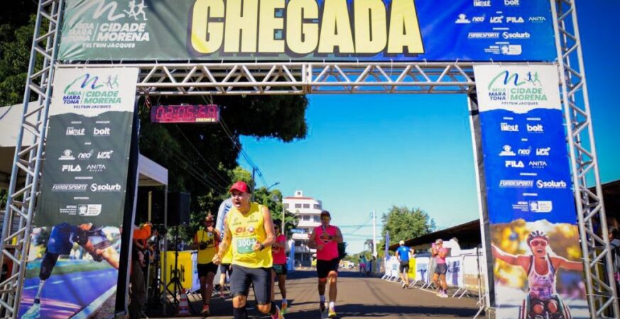 Corrida dos Poderes vai além do esporte e transforma rotina de servidor do Detran-MS, homenageado pelo governador