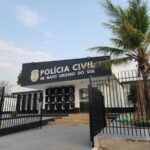 Motociclista fica gravemente ferido após colisão com carro em São Gabriel do Oeste