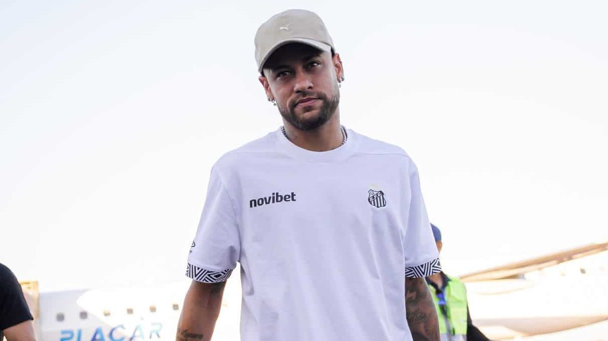 Neymar vai ser convocado? IA prevê decisão de Carlo Ancelotti -