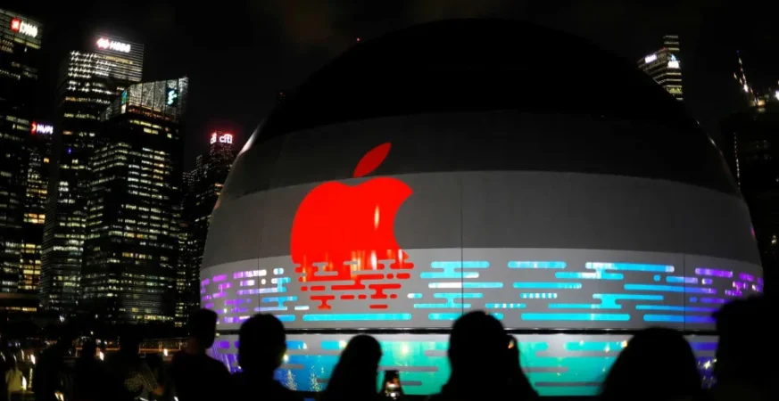 Apple libera iOS 26.5 com novidades e mais de 50 correções de falhas