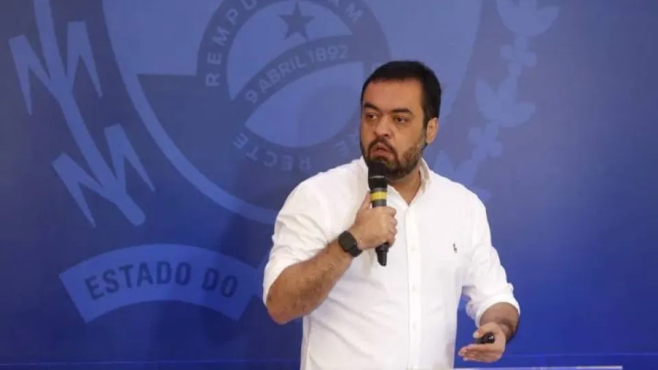 PF cumpre buscas contra Cláudio Castro em operação sobre suspeitas no ramo de combustíveis