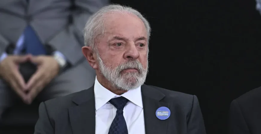 Lula se irrita com PT, falta a eventos e cobra estratégia pré-eleitoral