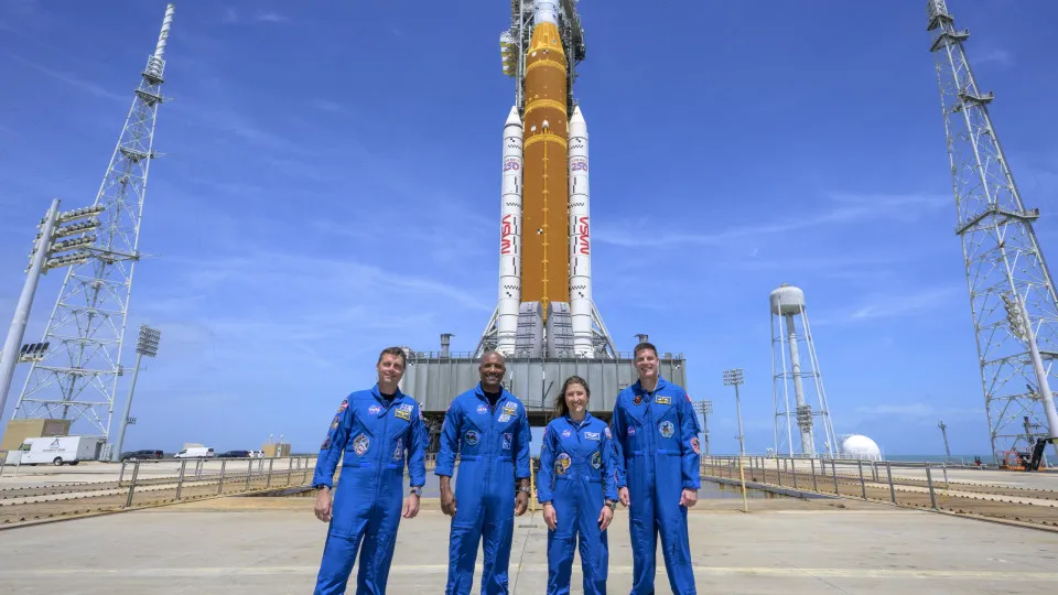Nem pouso no solo, nem aterrissagem: Artemis II fará amerissagem nesta sexta-feira; entenda