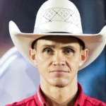 Diogo Nogueira é internado e cancela shows após perder a voz