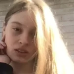 Filha trans de Elon Musk abandona entrevista após pergunta sobre pai