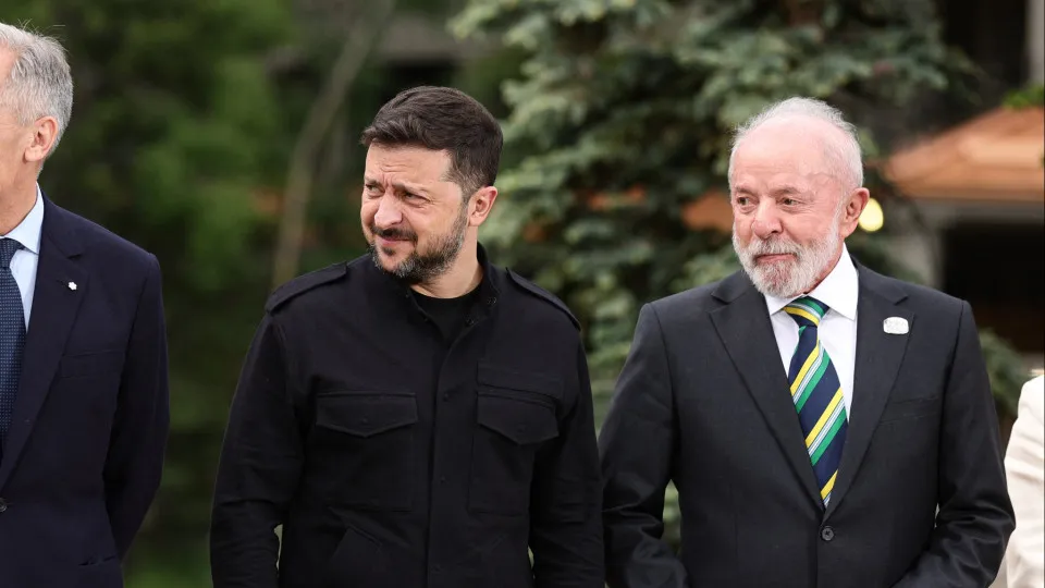 Lula e Zelensky debatem saída diplomática para guerra Ucrânia x Rússia