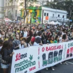 Marcha da Maconha pede regulamentação e critica guerra às drogas
