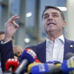 Campanha de Flávio Bolsonaro aposta em vice mulher para tentar conter efeito de crise com Michelle
