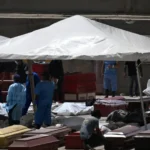 Porto em La Guaira, na Venezuela, vira necrotério a céu aberto após terremotos