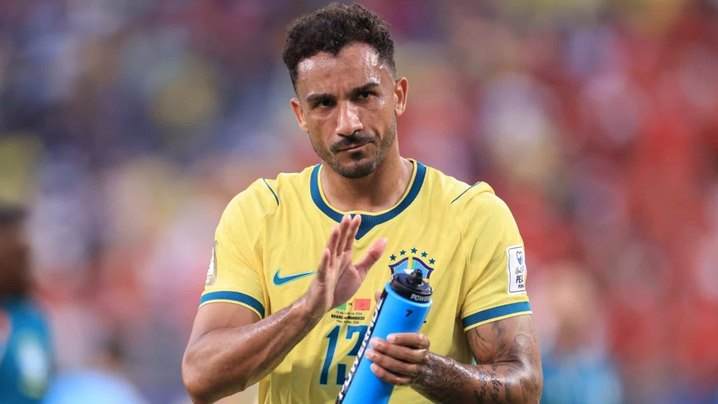 Danilo é sincero sobre primeiro tempo da Seleção: “Tem que agradecer porque terminou 1 a 1”