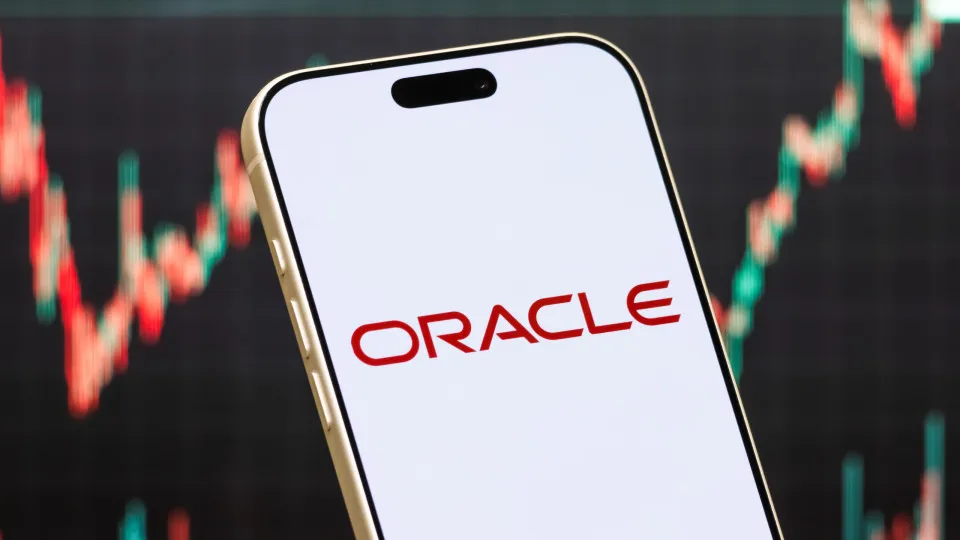 Oracle corta 21 mil empregos e intensifica aposta em IA