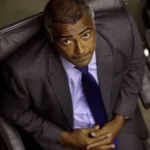 Romário diz que devolverá salário ao Senado e que não pediu licença para votar pelo fim da 6x1