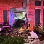 Tesla em piloto automático invade casa e mata mulher nos EUA