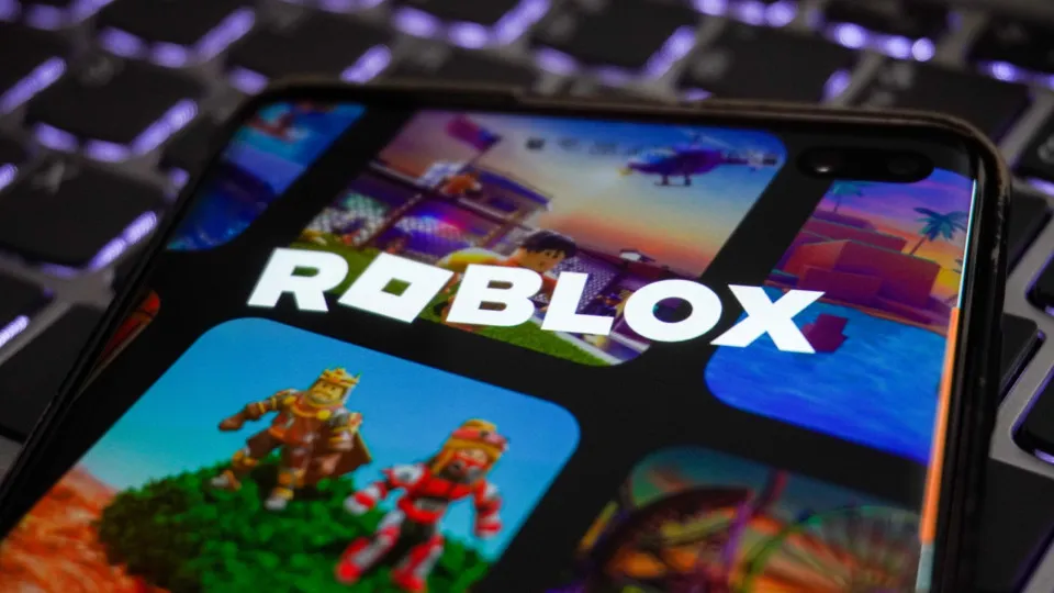 Roblox amplia controle dos pais sobre jogos, chat e tempo de tela