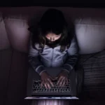 Governo Lula inclui estupro virtual no Ligue 180 após alta nos casos de violência na internet