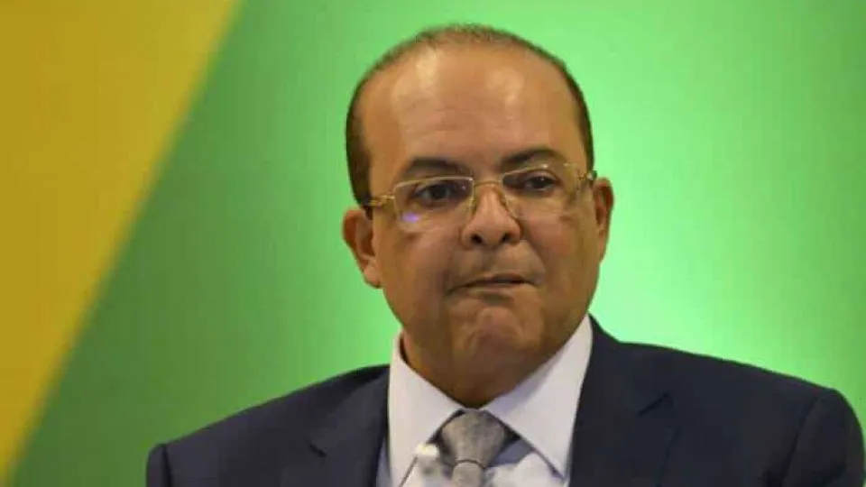 Ibaneis desiste de concorrer ao Senado após desgaste com caso Master