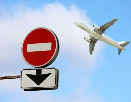 Aviões partindo de PE e com destino a SP entram em rota de colisão; sistema evita choque