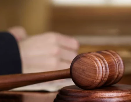 Mulher obtém decisão do TJ para afastar de casa marido viciado em apostas