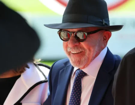 Lula diz que Neymar é