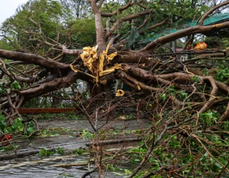China aguarda chegada de tufão enquanto ainda resgata vítimas da última tempestade