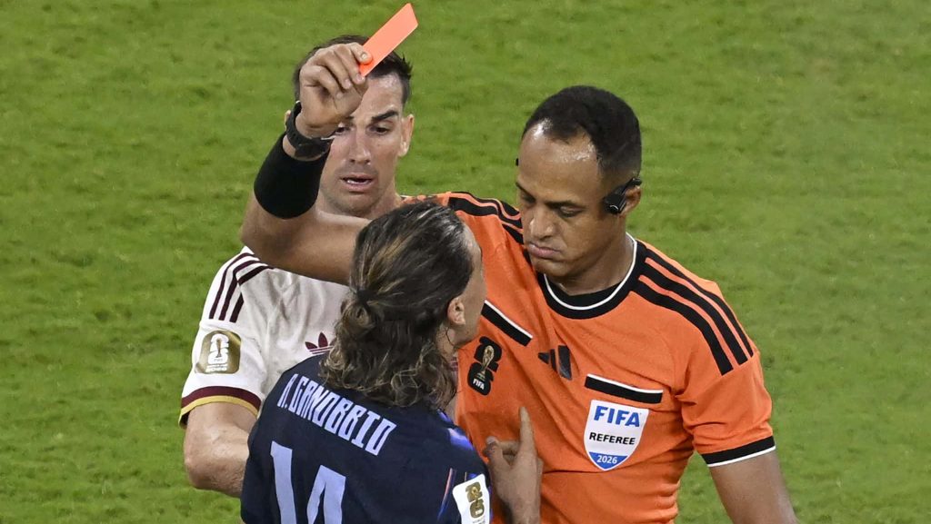 Conheça Ismail Elfath, árbitro escalado para França x Espanha na Copa