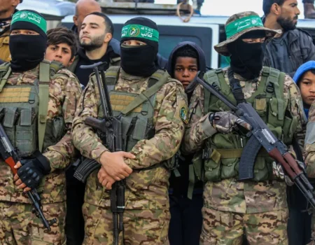 Hamas anuncia que deixará governo de Gaza e abre caminho para liderança civil