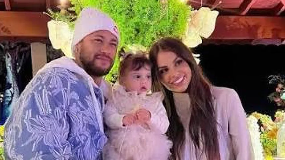Mãe de Helena diz que filha de Neymar não foi convidada para ir à Copa