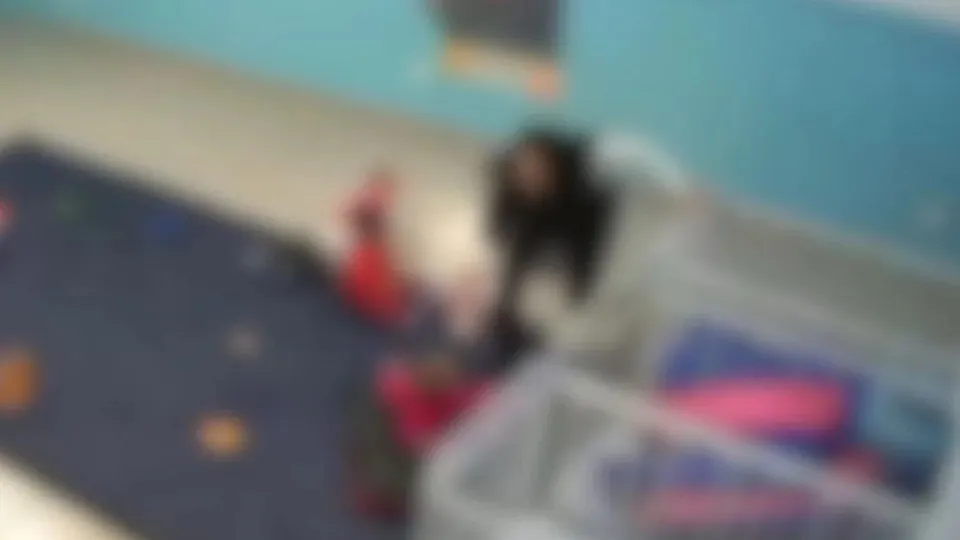 Funcionária investigada por agredir bebê em creche é achada morta