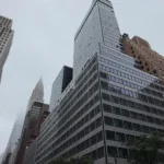 Prédio de 37 andares é evacuado por risco de colapso em Nova York; veja