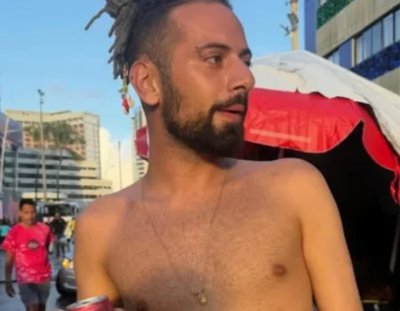 Ex-namoradas acusam Cartolouco de agressões; vídeo mostra influenciador queimando vítima com cigarro