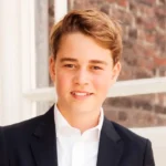 Príncipe George completa 13 anos e ganha novo retrato oficial