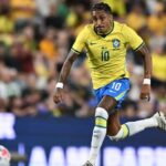 Raphinha em ação pela Seleção